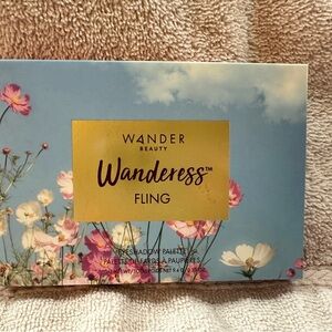 Wander Beauty Wanderess Fling Palette with Floral Design